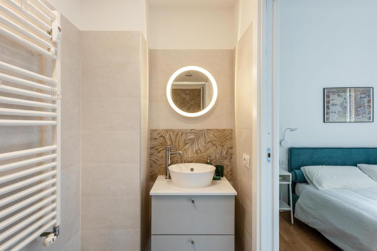 Spacious & Comfortable Apartment In Duomo By Easylife Mediolan Zewnętrze zdjęcie